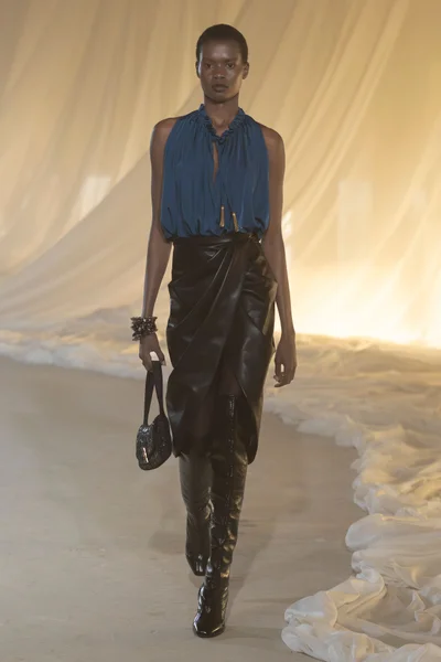 Look 6
